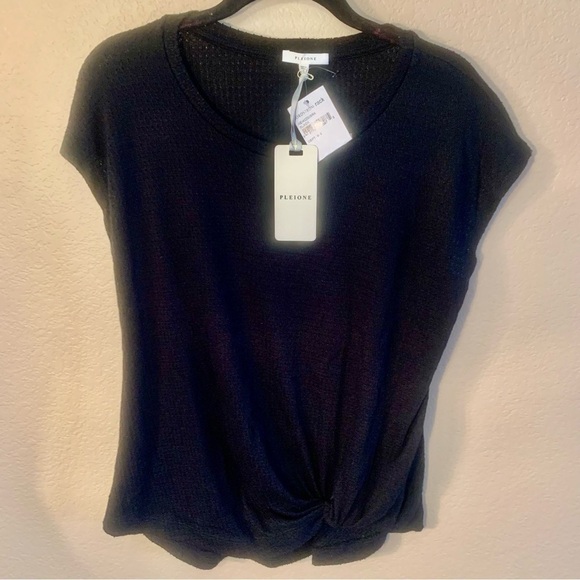 NWT Pleione Top XS Black Waffle Knit Short Sleeves Crossover Knot Hi Lo - Picture 9 of 16
